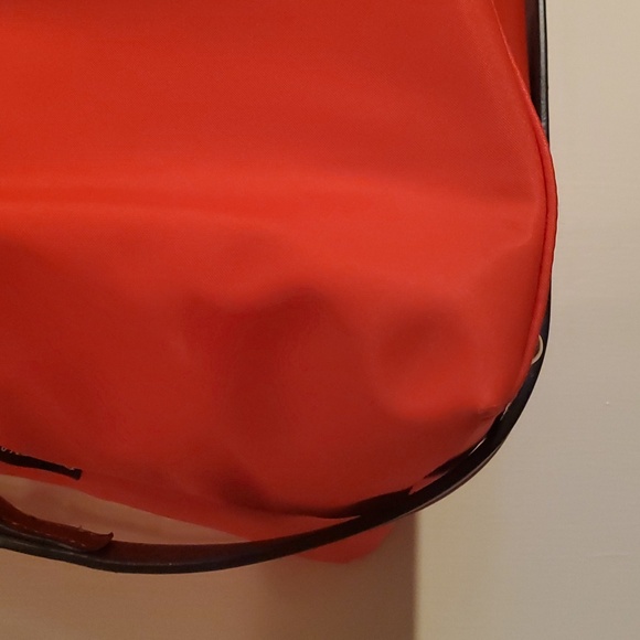 Dooney and bourke nylon & leather trim.brown and red.14.5w 9.75h - Picture 6 of 12